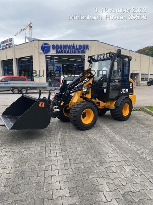 JCB 403 avaliação e ficha técnica